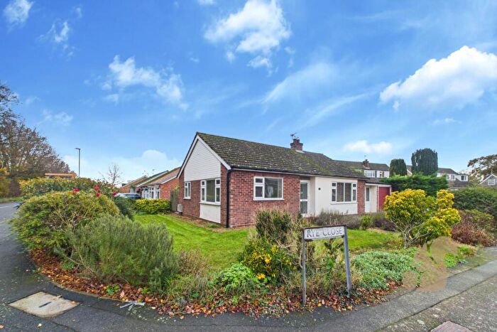 2 Bedroom Detached Bungalow For Sale In Rye Close, Brightlingsea, CO7