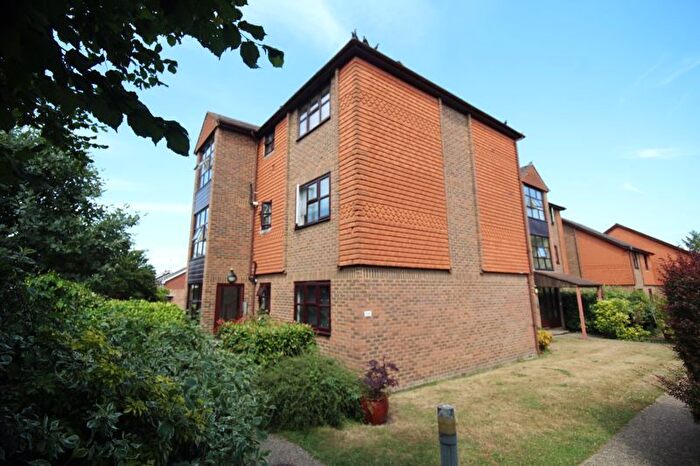 1 Bedroom Flat For Sale In Springwell Road, Tonbridge, TN9