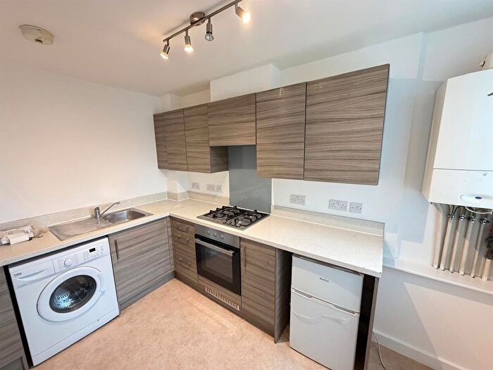1 Bedroom Flat To Rent In Western Road, Hove, BN3