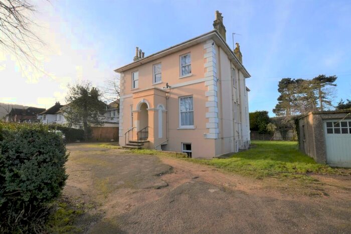 1 Bedroom Flat To Rent In Leckhampton Road, Cheltenham, GL53