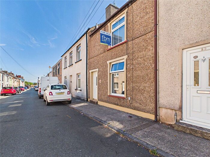 2 Bedroom Terraced House For Sale In Clarence Street, Pembroke Dock, Pembrokeshire, SA72