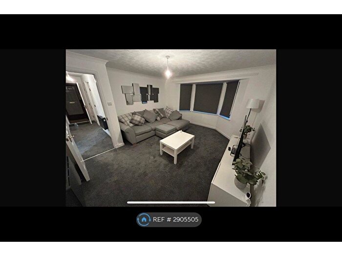 2 Bedroom Flat To Rent In Waverley Crescent, Livingston, EH54
