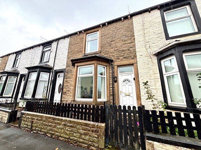 3 Bedroom Terraced House For Sale In Lyndhurst Road, Burnley, Lancashire, BB10