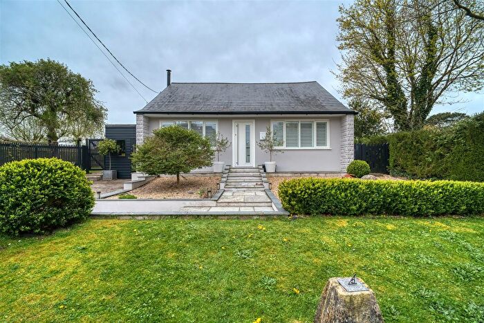 2 Bedroom Detached Bungalow For Sale In Kingston, Sturminster Newton, DT10