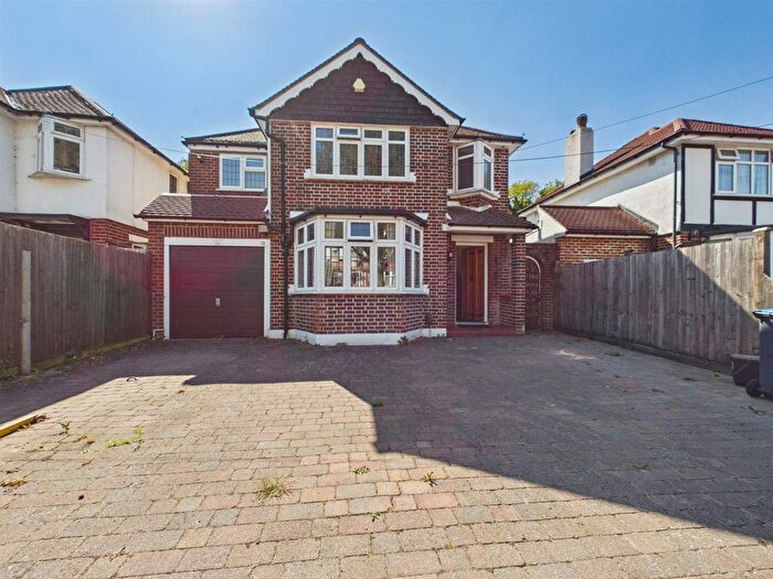 3 Bedroom Detached House For Sale In Old Lodge Lane, Purley, CR8