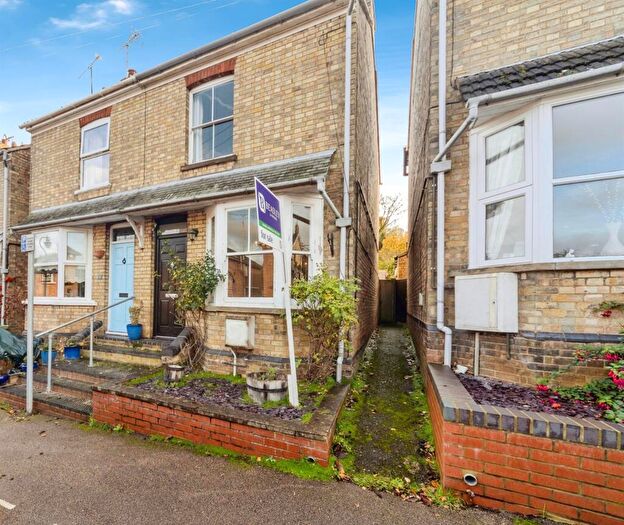 3 Bedroom Terraced House For Sale In San Remo Road, Aspley Guise, Milton Keynes, MK17