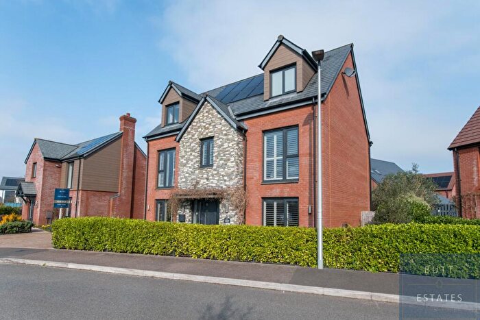 5 Bedroom Detached House For Sale In Bewick Avenue, Topsham, Exeter, EX3