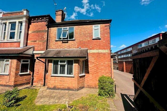 2 Bedroom Semi-Detached House To Rent In Mapperley Road, Nottingham, NG3
