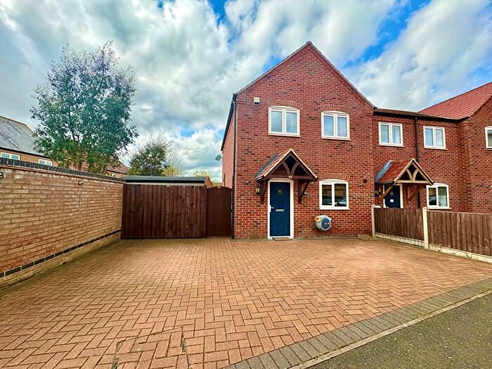 3 Bedroom Semi Detached House To Rent In Isemill Road, Burton Latimer, NN15