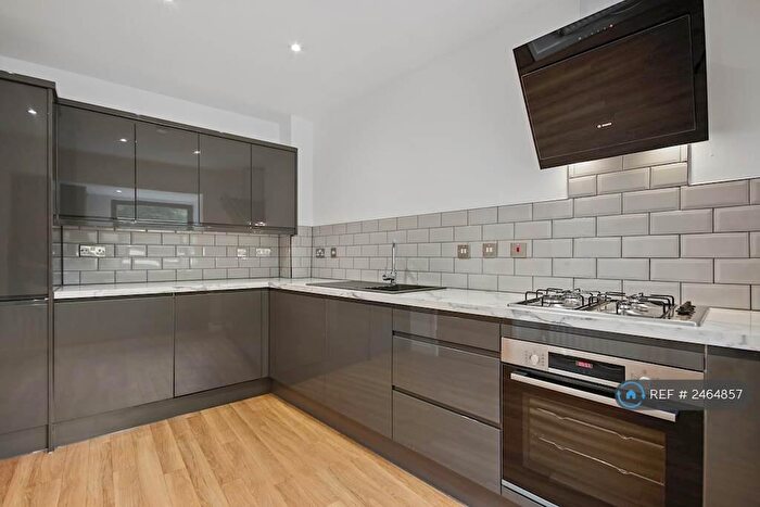 3 Bedroom End Of Terrace House To Rent In Wharf Road, Brentwood, CM14