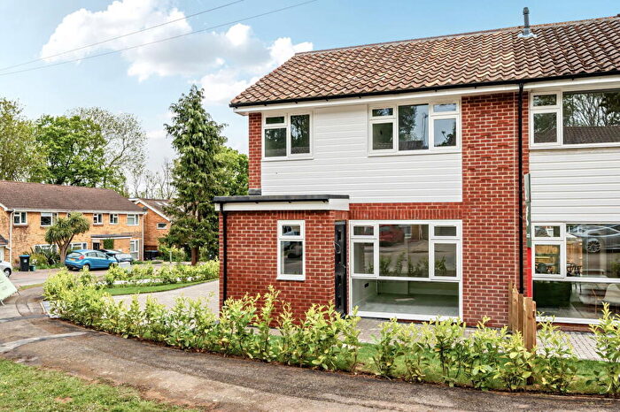 3 Bedroom Terraced House For Sale In Greenacres, Oxted, RH8