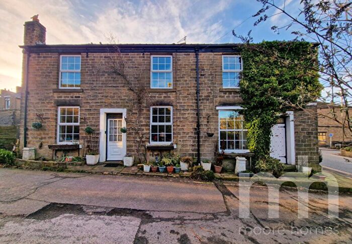 3 Bedroom End Of Terrace House For Sale In Ridge Top Lane, Hayfield, SK22