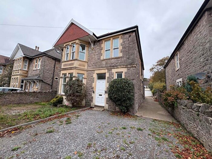 3 Bedroom Flat To Rent In Clarence Grove Road, Weston-super-Mare, North Somerset, BS23