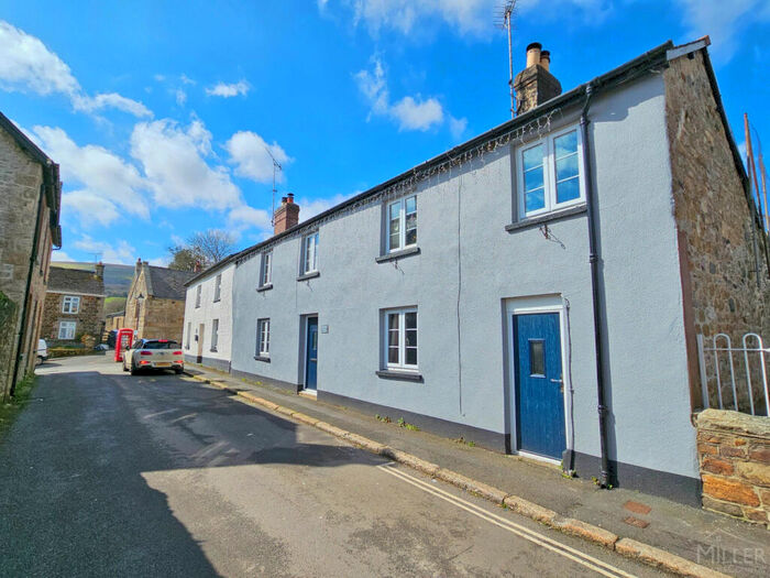 4 Bedroom Cottage For Sale In South Zeal, Okehampton, Devon, EX20