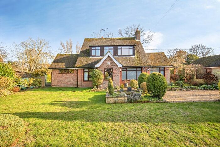 4 Bedroom Bungalow For Sale In Westerfield Road, Westerfield, Ipswich, IP6