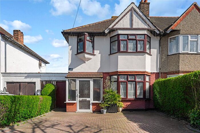3 Bedroom End Terrace House For Sale In Ashton Gardens, Chadwell Heath, RM6
