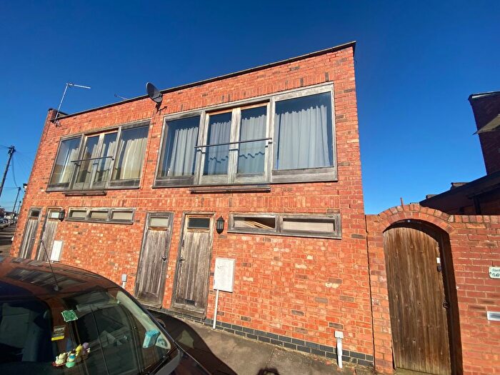 1 Bedroom Flat To Rent In Purser Road, Abington, NN1