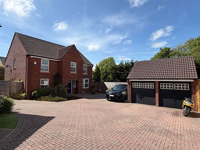 4 Bedroom Detached House For Sale In Jubilee Close, Midsomer Norton, BA3