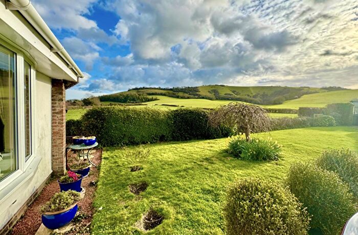 3 Bedroom Bungalow For Sale In Wannock Gardens, Polegate, East Sussex, BN26