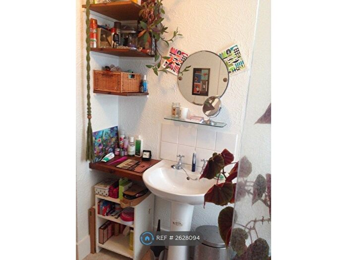 1 Bedroom Flat To Rent In South Street, Brighton, BN1