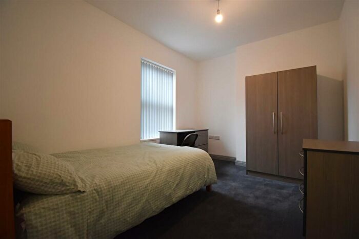 5 Bedroom Terraced House To Rent In Raddlebarn Road Selly Oak, B29