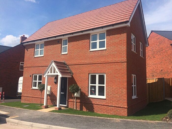 3 Bedroom Terraced House To Rent In Amesbury, Salisbury, Wiltshire, SP4