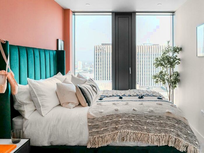 2 Bedroom Apartment To Rent In Broad Street, Birmingham, B15