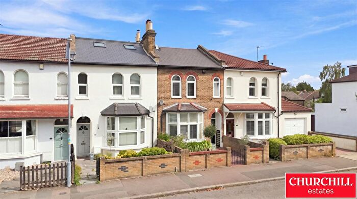 2 Bedroom Property For Sale In Wellesley Road, Wanstead, E11