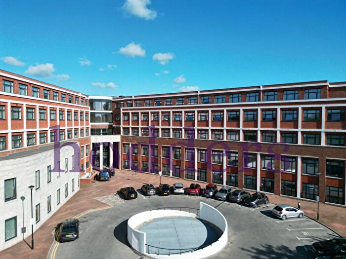 1 Bedroom Apartment To Rent In Surrey, KT16