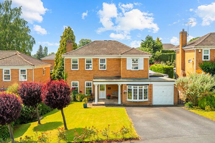 4 Bedroom Detached House For Sale In Shadwell Park Grove, Shadwell, Leeds, LS17