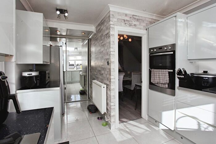 3 Bedroom Semi-Detached House For Sale In Ladyhill Road, Newport, NP19