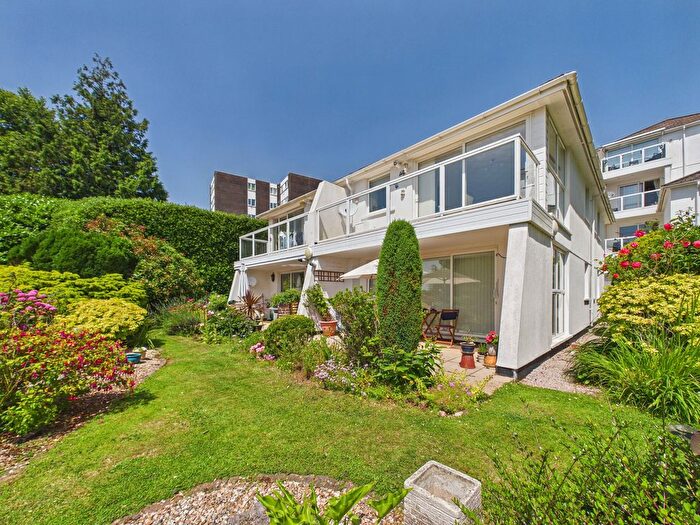 2 Bedroom Flat For Sale In Lower Warberry Road, The Warberries, Torquay, TQ1