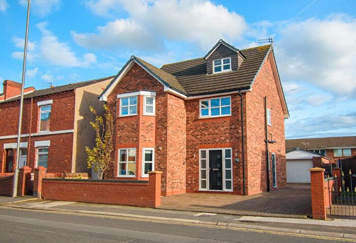 4 Bedroom Detached House For Sale In Church Road, Haydock, St. Helens, Merseyside, WA11