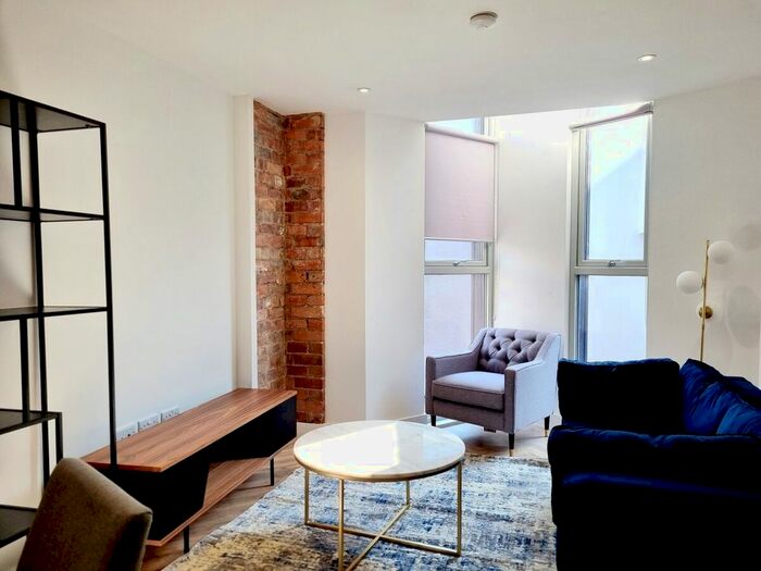 2 Bedroom Flat To Rent In Briggate, Leeds, LS1