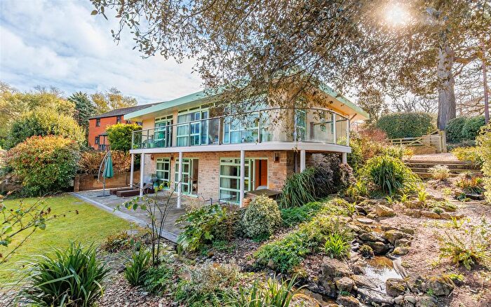 3 Bedroom Detached House For Sale In Exceptional Water Vista - Fishbourne Lane, Ryde, PO33