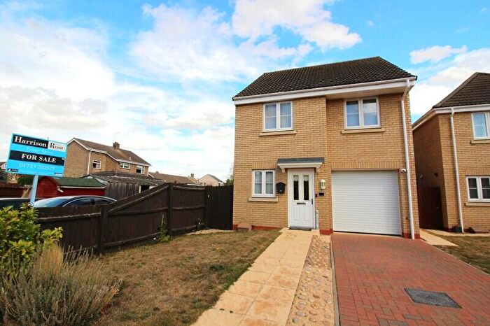 3 Bedroom Detached House For Sale In Lakeside Gardens, Coates, Cambs, PE7