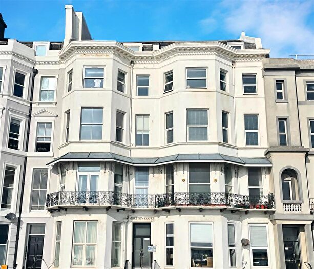 2 Bedroom Flat To Rent In Eversfield Place, St. Leonards, TN37