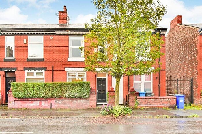 2 Bedroom Terraced House To Rent In Thornton Road, Manchester, Greater Manchester, M14