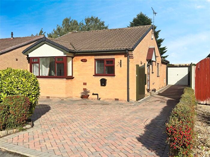 3 Bedroom Bungalow For Sale In Broadwater Drive, Dunscroft, Doncaster, South Yorkshire, DN7