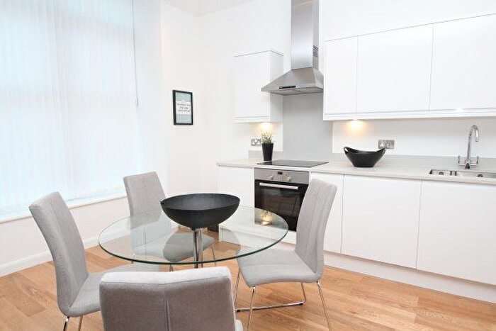 2 Bedroom Flat To Rent In Lansdowne Road, Croydon, CR0