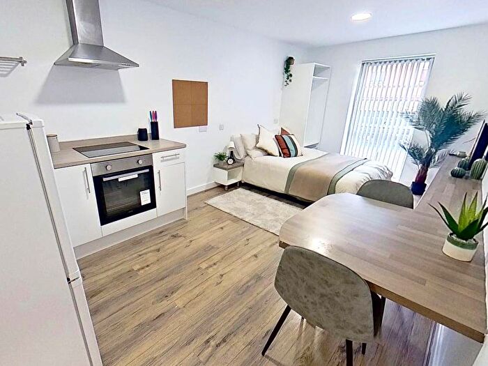 Studio To Rent In Clare Street, Nottingham, NG1