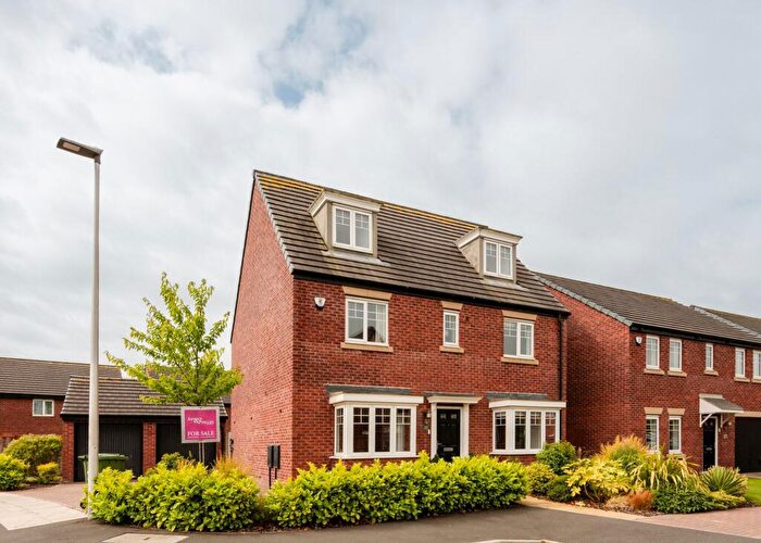 5 Bedroom Detached House For Sale In Stonechat Drive, Maghull, L31