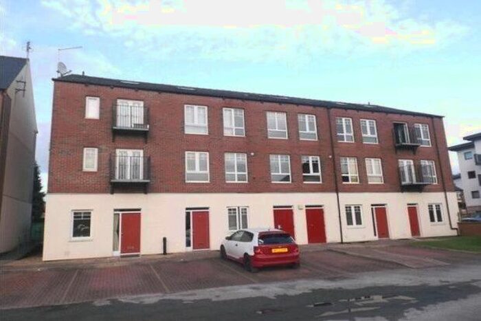 2 Bedroom Flat To Rent In The Studios, Chesterfield, S40
