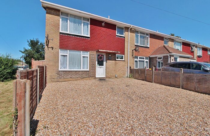 3 Bedroom End Of Terrace House For Sale In Walton Close, Purbrook, PO7