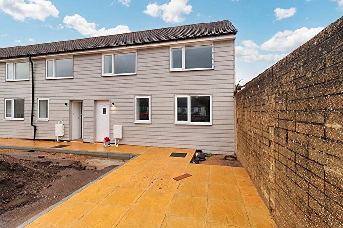 2 Bedroom End Terrace House To Rent In Whitworth Close, Hampshire, PO12