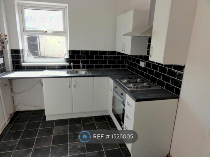 3 Bedroom Terraced House To Rent In Rodney Street, Birkenhead, CH41