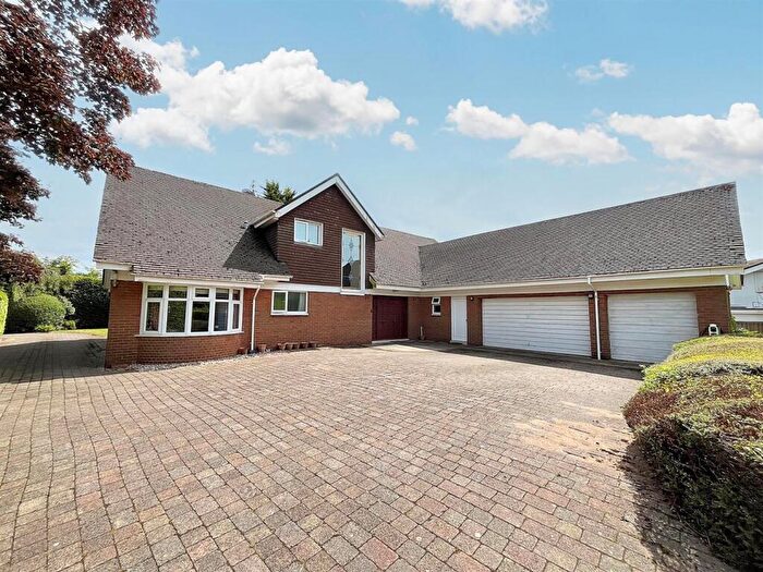 6 Bedroom Detached House For Sale In Melbourne Way, Newport, NP20