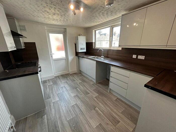3 Bedroom Maisonette To Rent In First Floor And Second Floor Flat, Embankment Road, Plymouth, City Of Plymouth, PL4