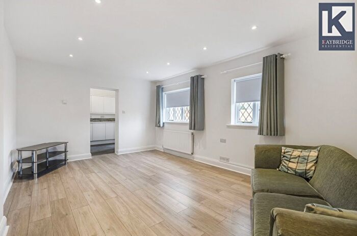 2 Bedroom Detached Bungalow To Rent In Rushett Lane, Epsom, KT18