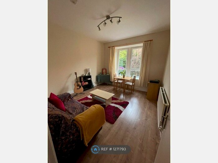 2 Bedroom Flat To Rent In Ferguslie Walk, Paisley PA1